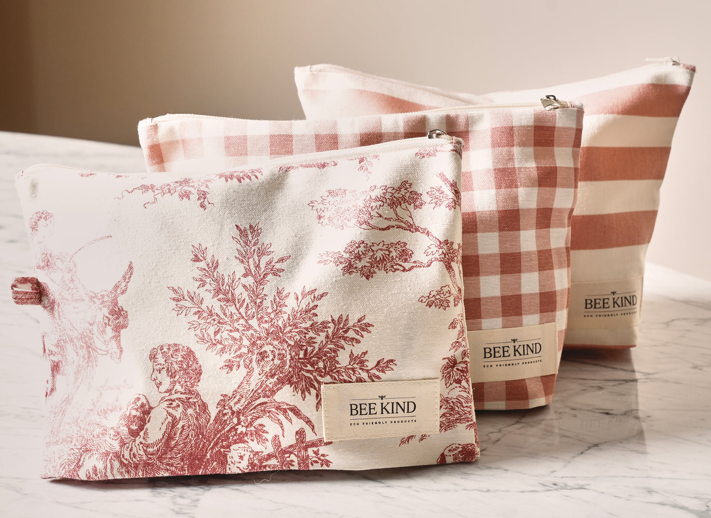 Bee Bloom Makeup bag (Renaissance)